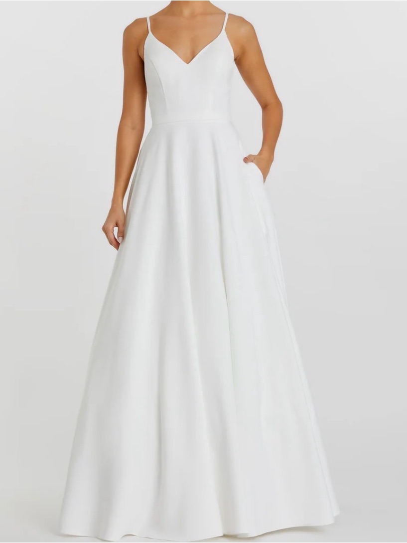 Mac Duggal White V-Neck A-Line Spaghetti Strap Gown